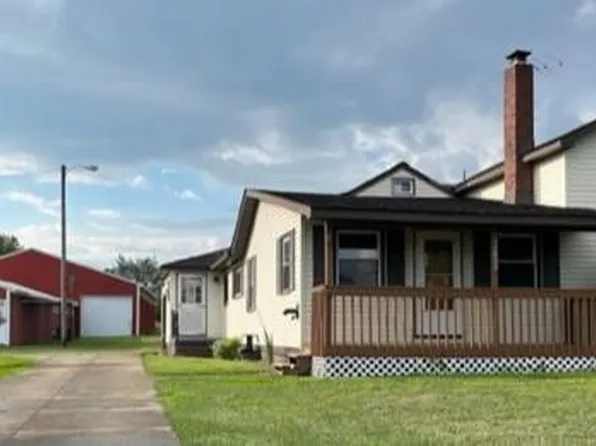 9427 Middle Rd, Lake City, PA 16423