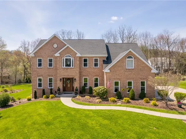 204 Elmhurst Cir, Cranberry Township, PA 16066