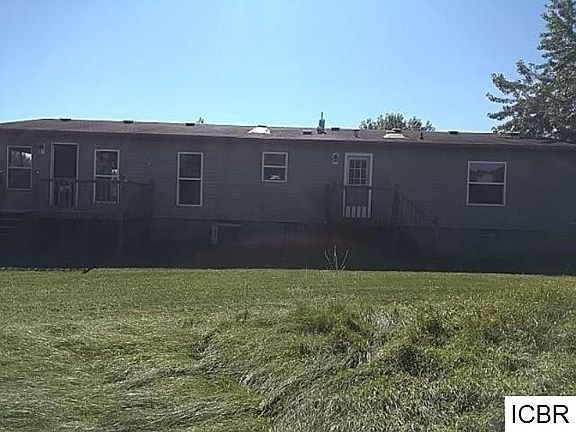 4th image of 34640 Park Dr