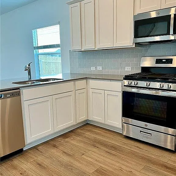 290 Silver Glen Dr — Photo 27