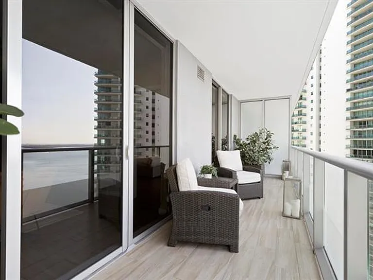 1300 Brickell Bay Dr #2105 — Photo 16