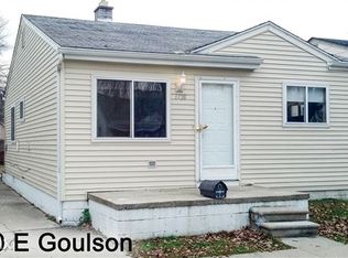 1720 E Goulson Ave, Hazel Park, MI