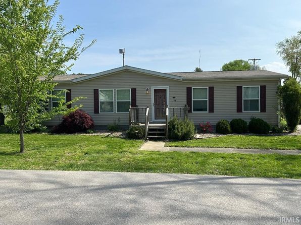 106 E Vincennes St, Carlisle, IN 47838