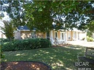 3201 Bob Jones Dr, Lynn Haven, FL 32444