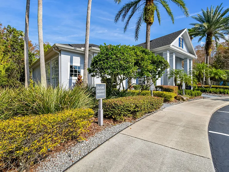 Knightsbridge at Stoneybrook — Photo 50