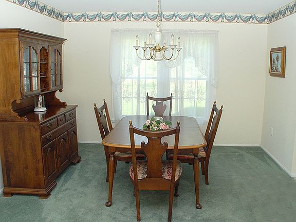 3rd image of 6 Harford Pl