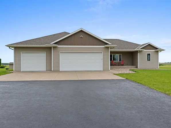 N3066 County Road C, Pulaski, WI 54162