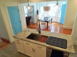 19 Carroll Ave, Newport, RI 02840