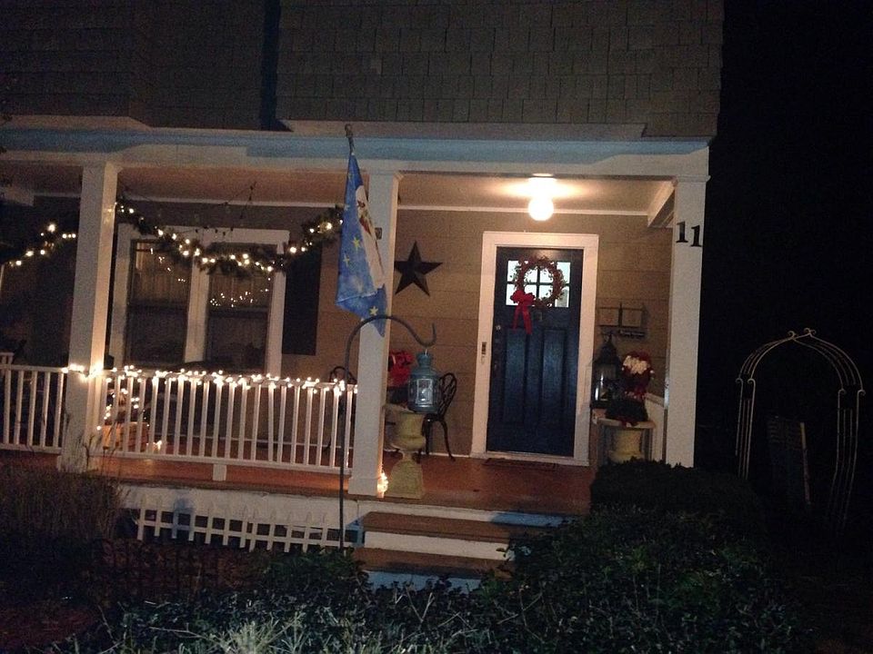 1st image of 11 Pine St #2