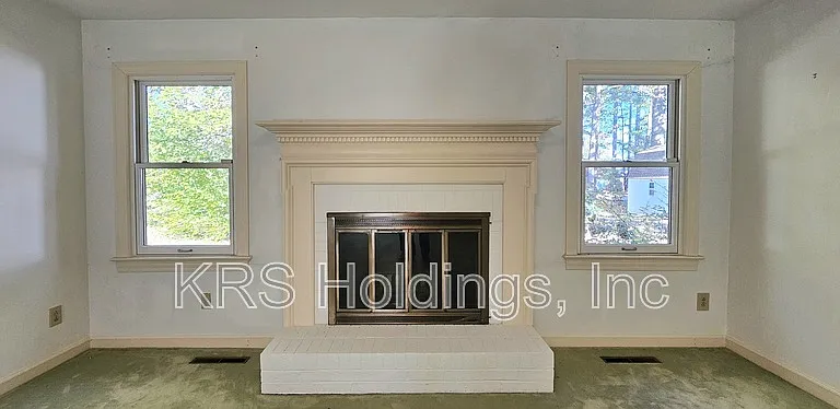 1029 Dulcie Ave — Photo 7