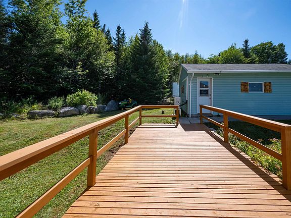 4th image of 115 Harbourview Dr