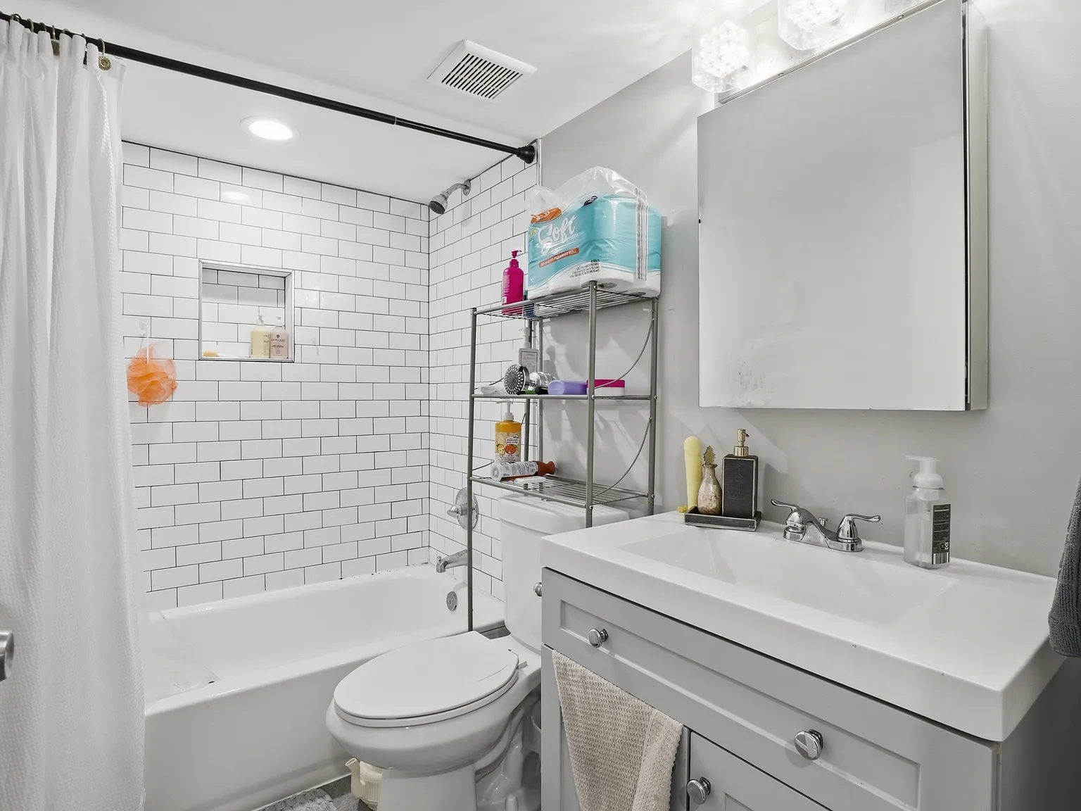 9244 Limestone Place - B — Photo 3