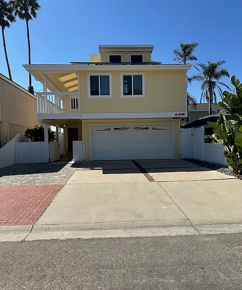 145 Pasadena Ave — Photo 1