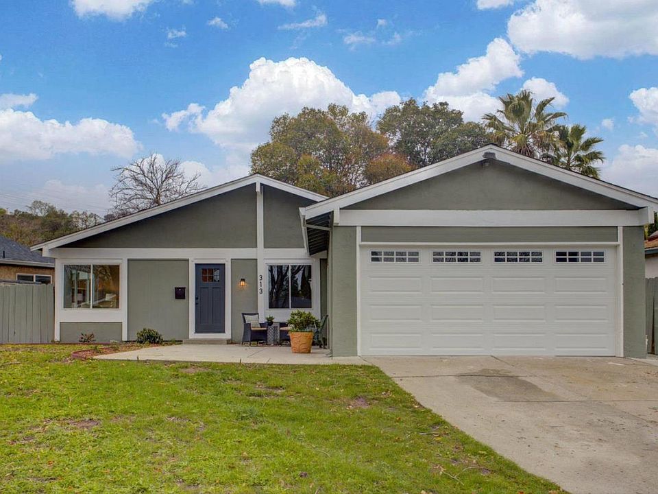 1st image of 313 Bromley Cross Dr