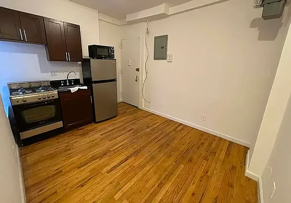 Rented by REAL New York | media 5