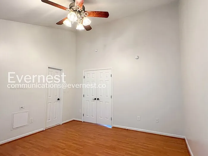 3951 Hartlake St — Photo 11