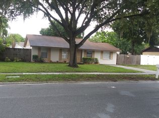 810 Windsor Cir, Brandon, FL 33510