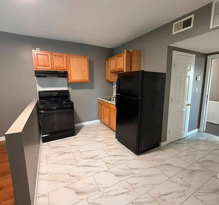 357 Pearl St #5