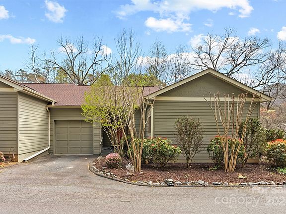 2nd image of 11 River Knoll Dr