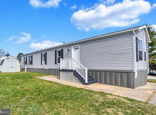 114 Gateshead Dr, Stewartstown, PA 17363