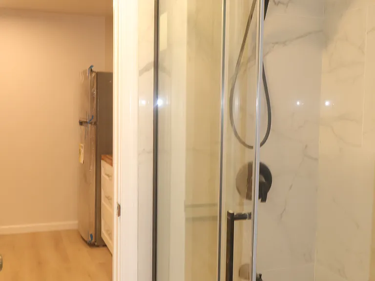 27 Hoyt St — Photo 13