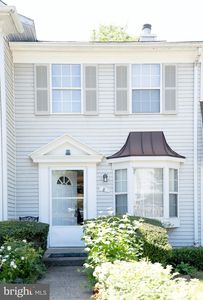 8 Alden Ct, Sterling, VA, 20165
