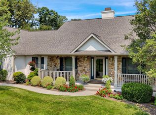 307 Steeplechase Dr, Elverson, PA 19520