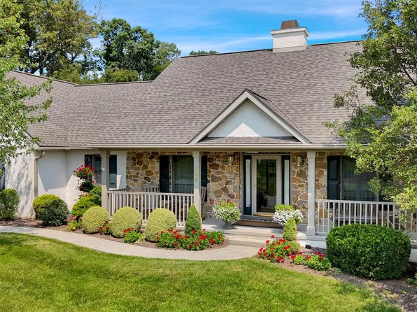 307 Steeplechase Dr, Elverson, PA 19520