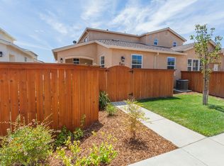 561 Mission De Oro Dr, Redding, CA 96003