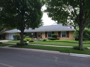 4219 Kirk St, Skokie, IL 60076