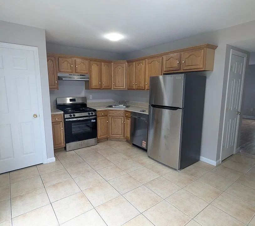 150 Mohican Ave