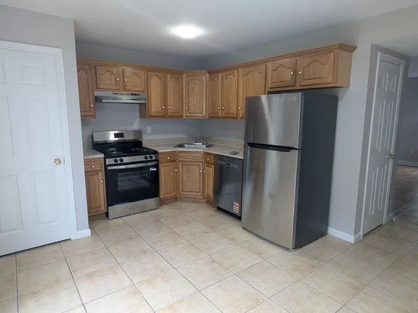 150 Mohican, 150 Mohican Ave APT 5, Waterbury, CT 06708