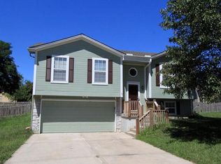 220 NE 103rd St, Kansas City, MO 64155
