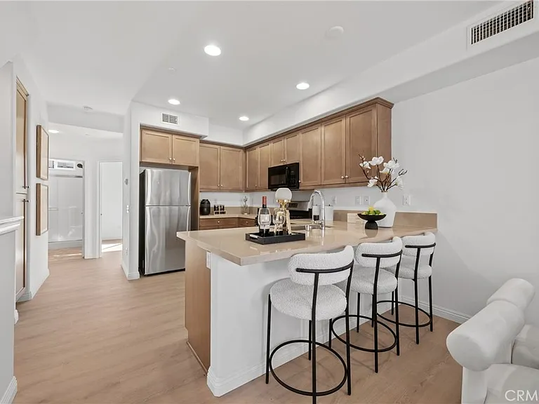 312 N Fenimore Ave — Photo 11