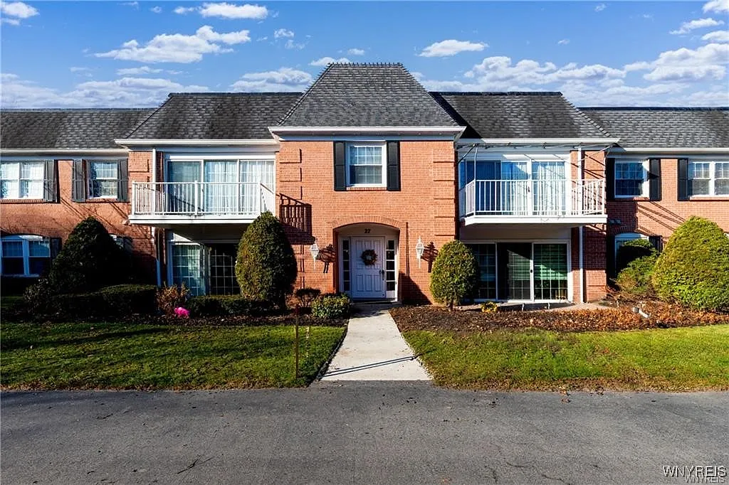 27 Hickory Hill Rd APT H photo 1