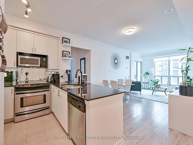 2083 Lake Shore Blvd W #1113 — Photo 6