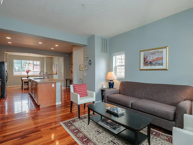 360 NW 116th Ave — Photo 10