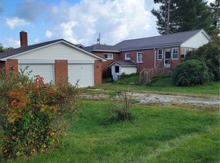 145 Water St, Leesville, OH 44639