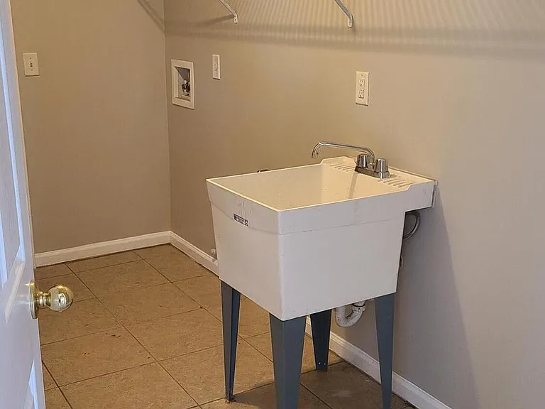 12737 Chandler View Ct — Photo 18