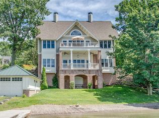 574 E Lake Rd, Penn Yan, NY 14527