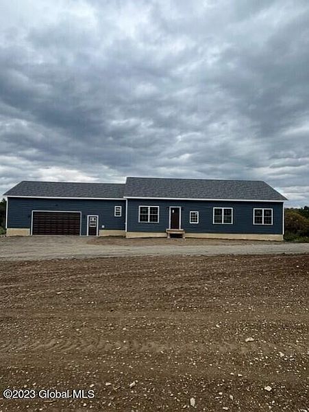 3rd image of 240 Marpe Road