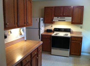 146 Marian Ln, Berea, OH 44017