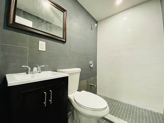 Rented by Blue Egg Realty Corp | media 9