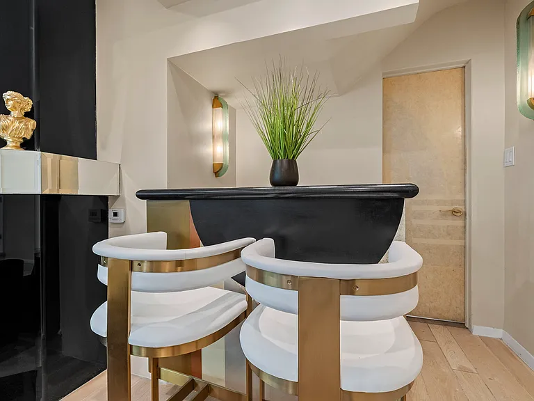 9213 Warbler Pl — Photo 14