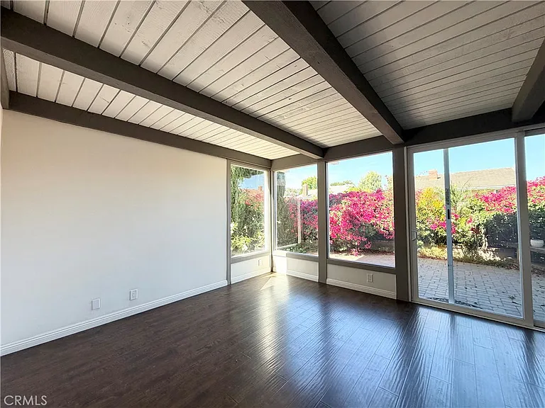 4891 Tamarack Way — Photo 6