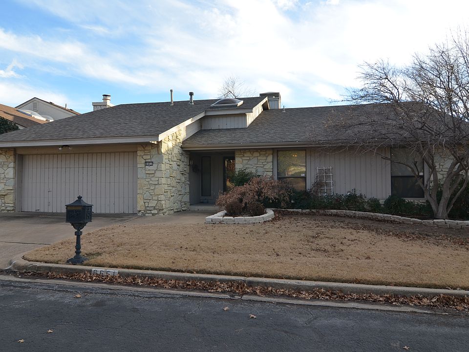 Lovely home in Pointe South