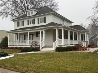 107 & 109 W Front St, Hayward, MN 56043