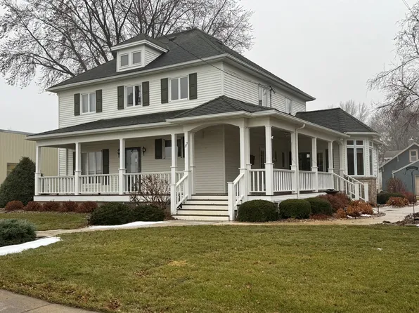 107 & 109 W Front St, Hayward, MN 56043