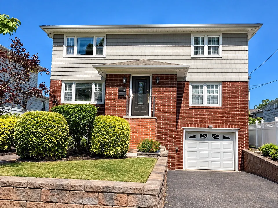 171 Delafield Ave #2