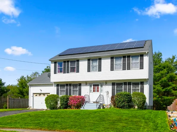 80 Brookside Dr, Gardner, MA 01440